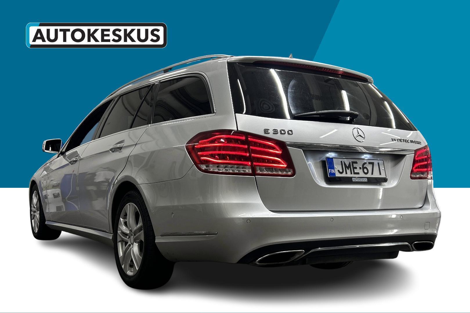 MERCEDES-BENZ E 7