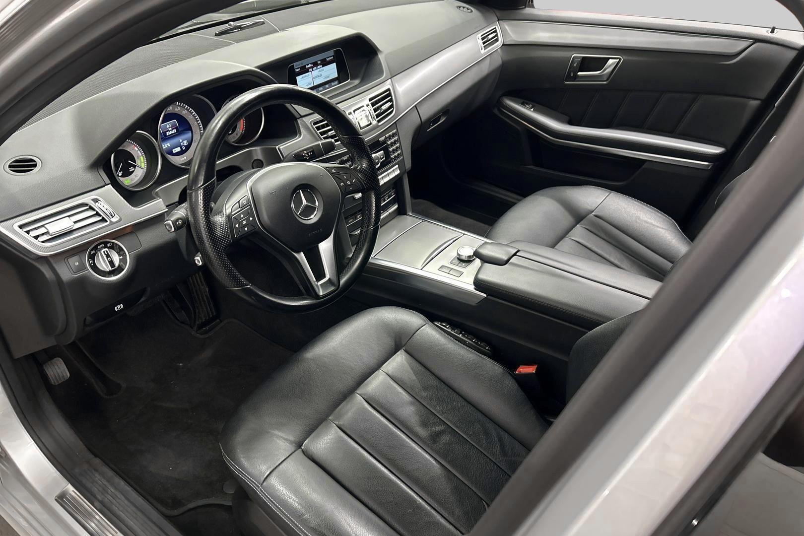MERCEDES-BENZ E 9
