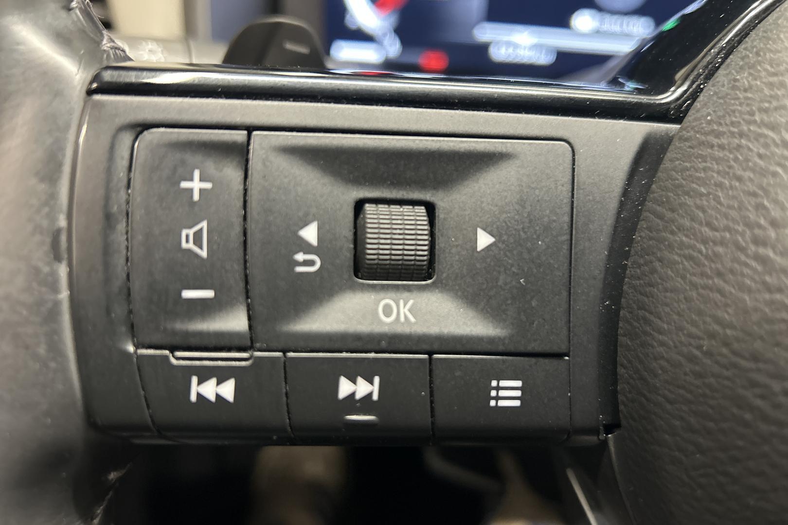 NISSAN Qashqai 17