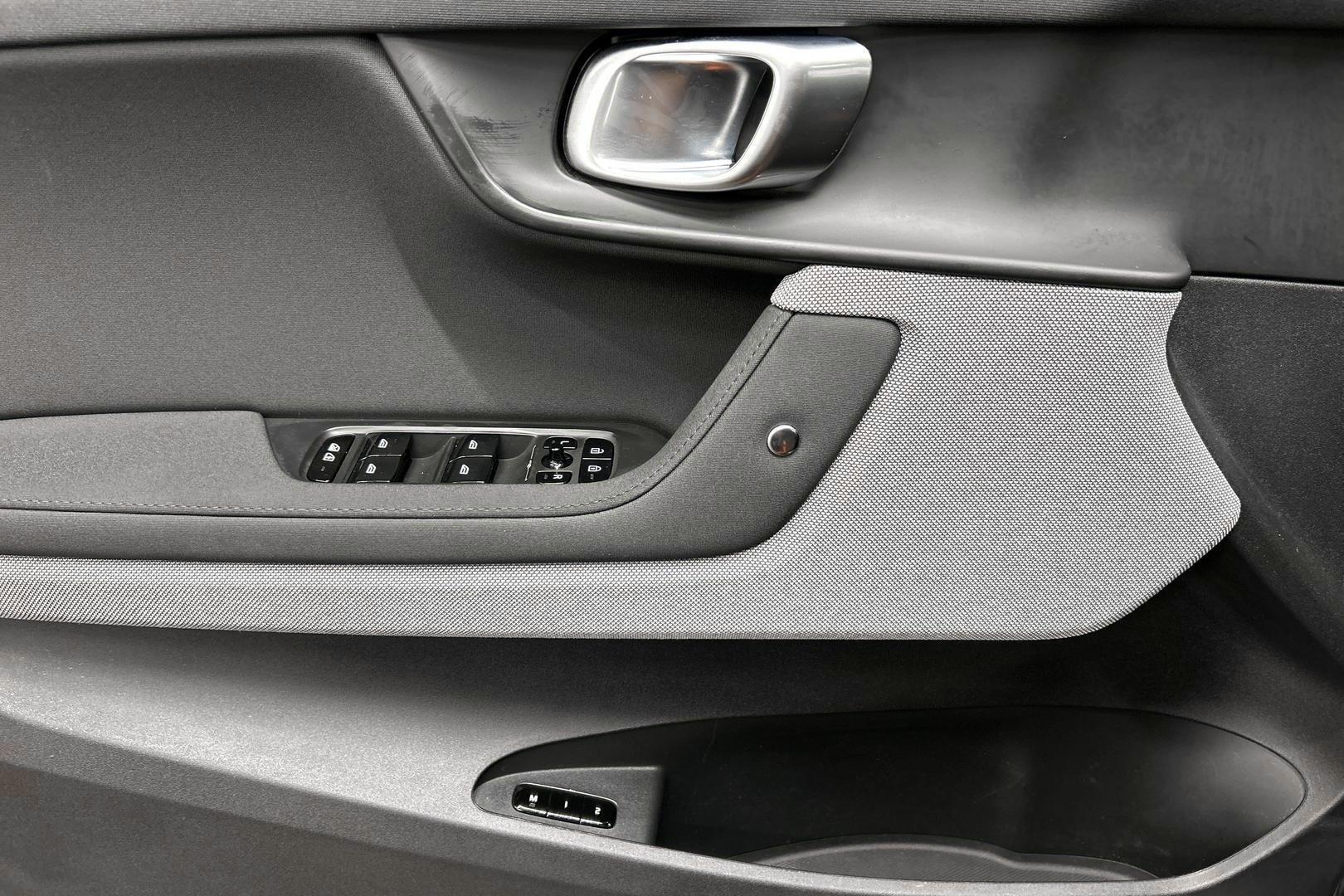 POLESTAR 2 2023