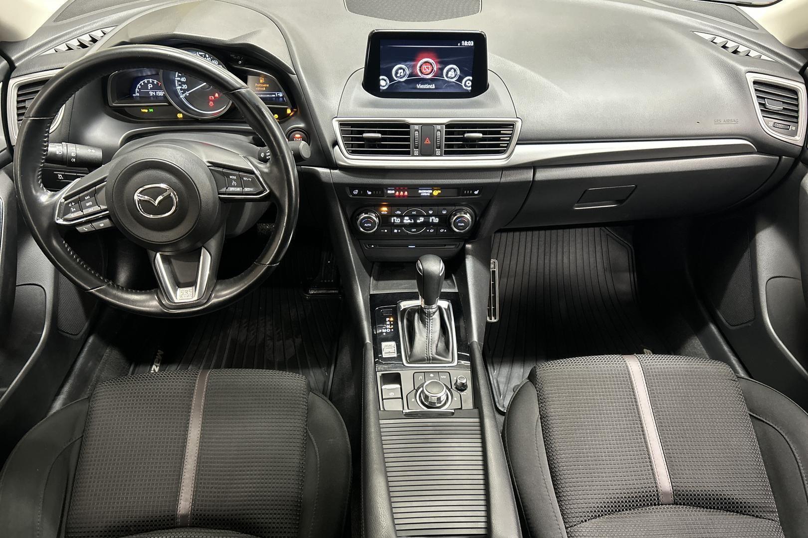 MAZDA Mazda3 2018