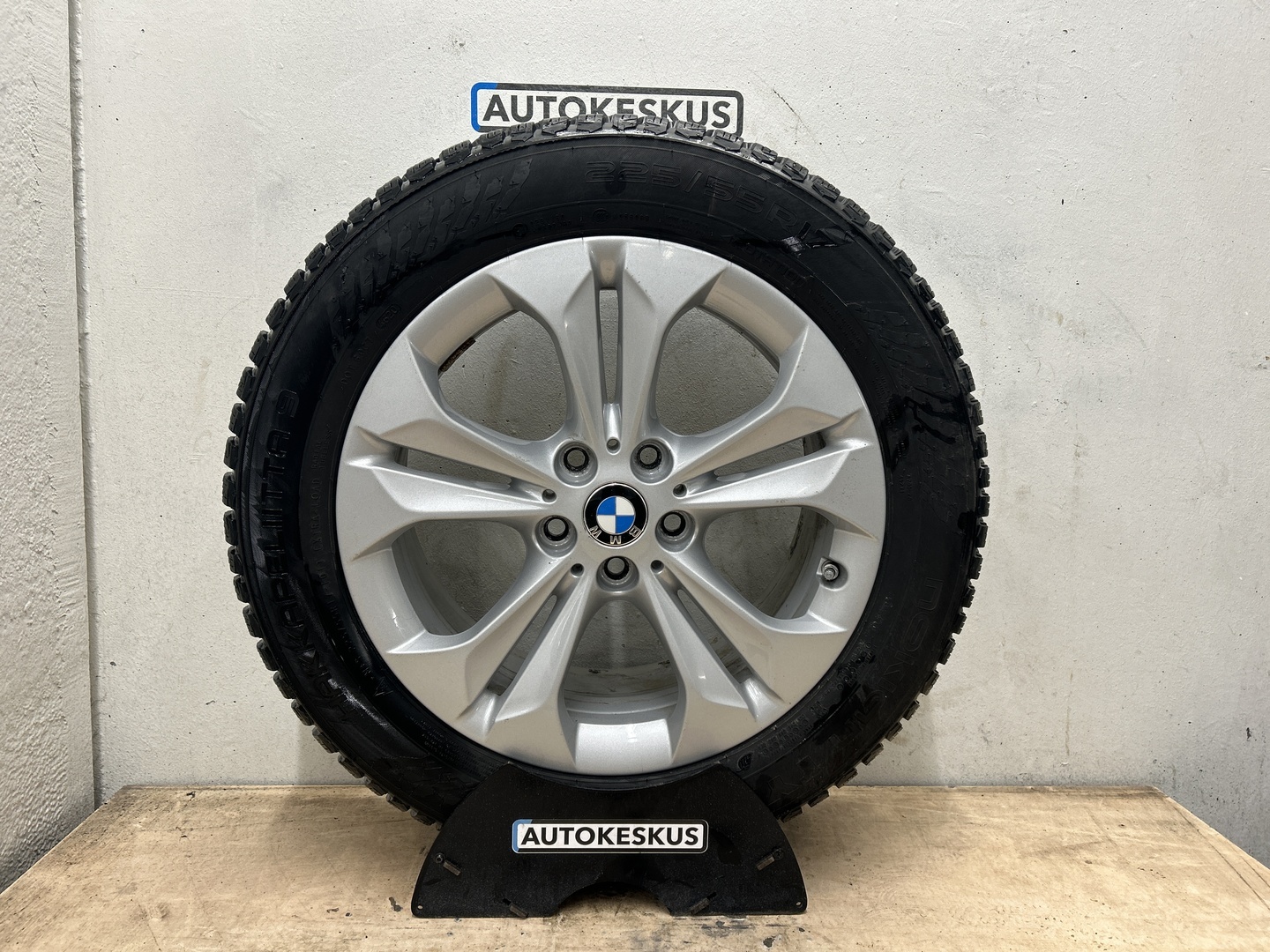 BMW X1 13
