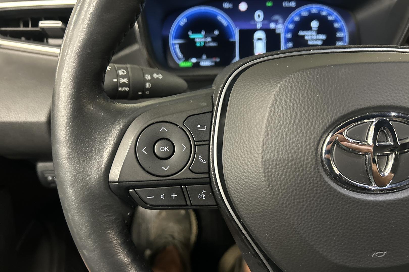 TOYOTA Corolla 2023