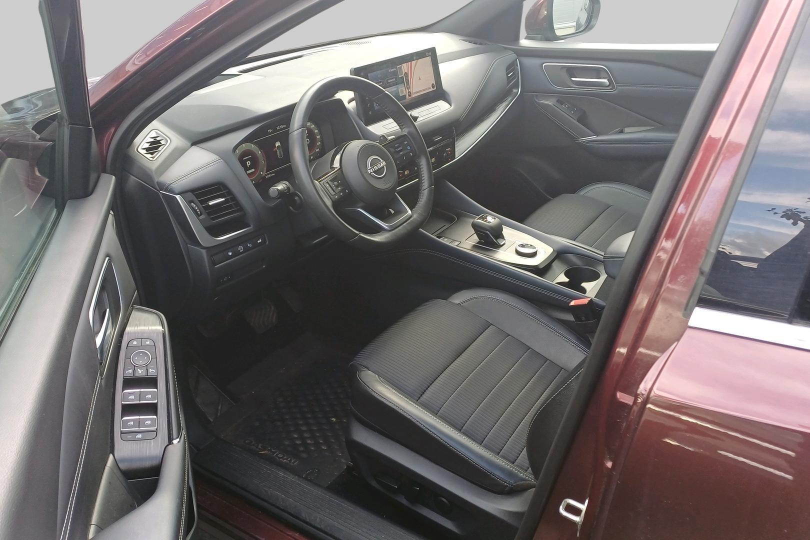 NISSAN Qashqai 2023