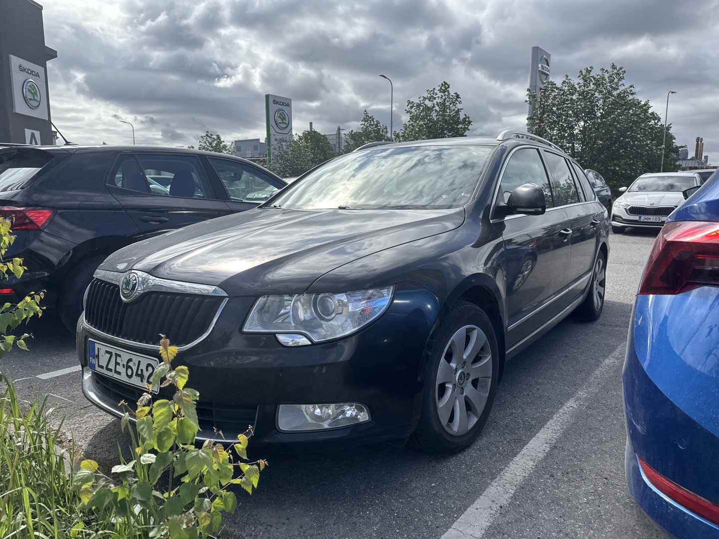 SKODA Superb 2011