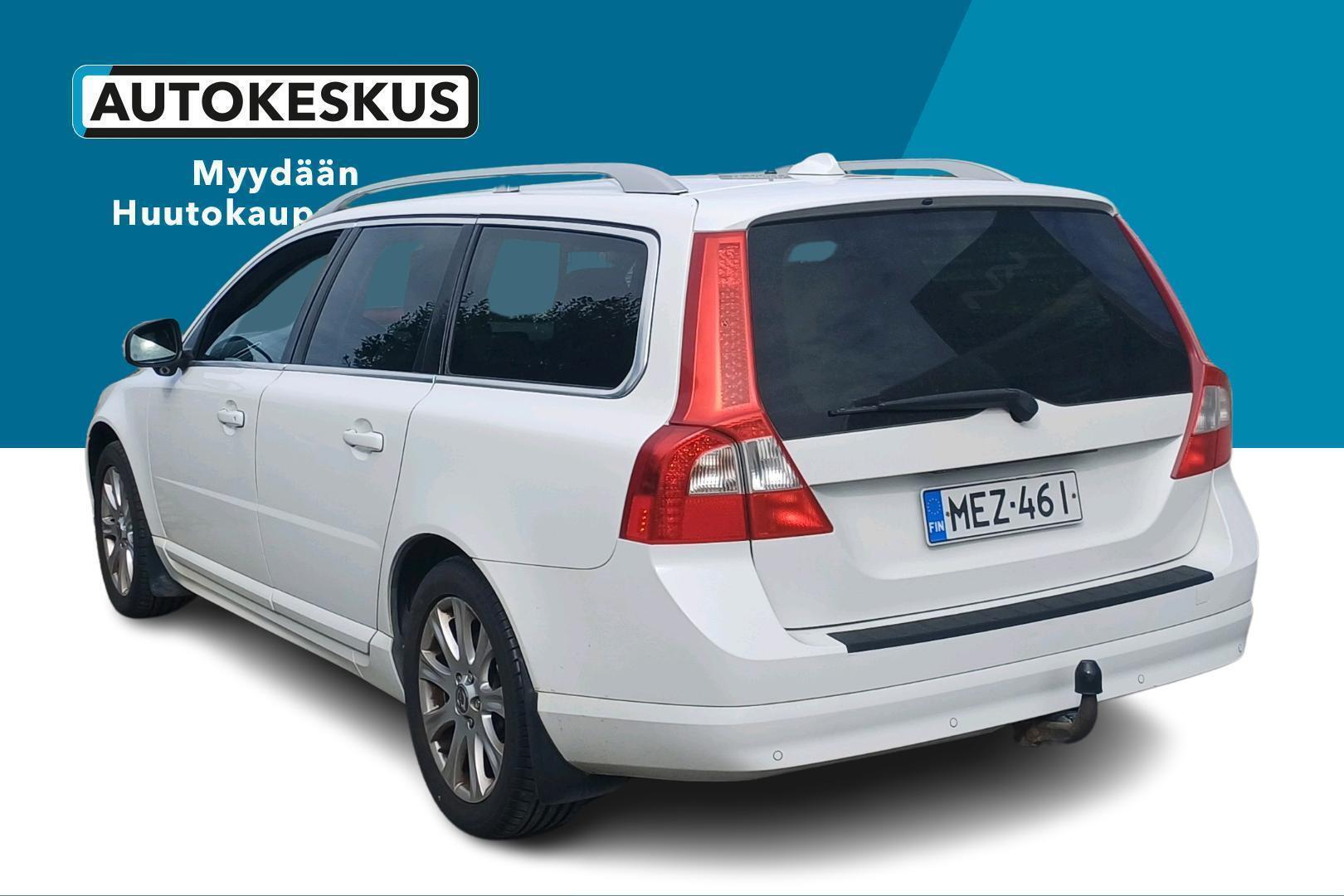 VOLVO V70 2010