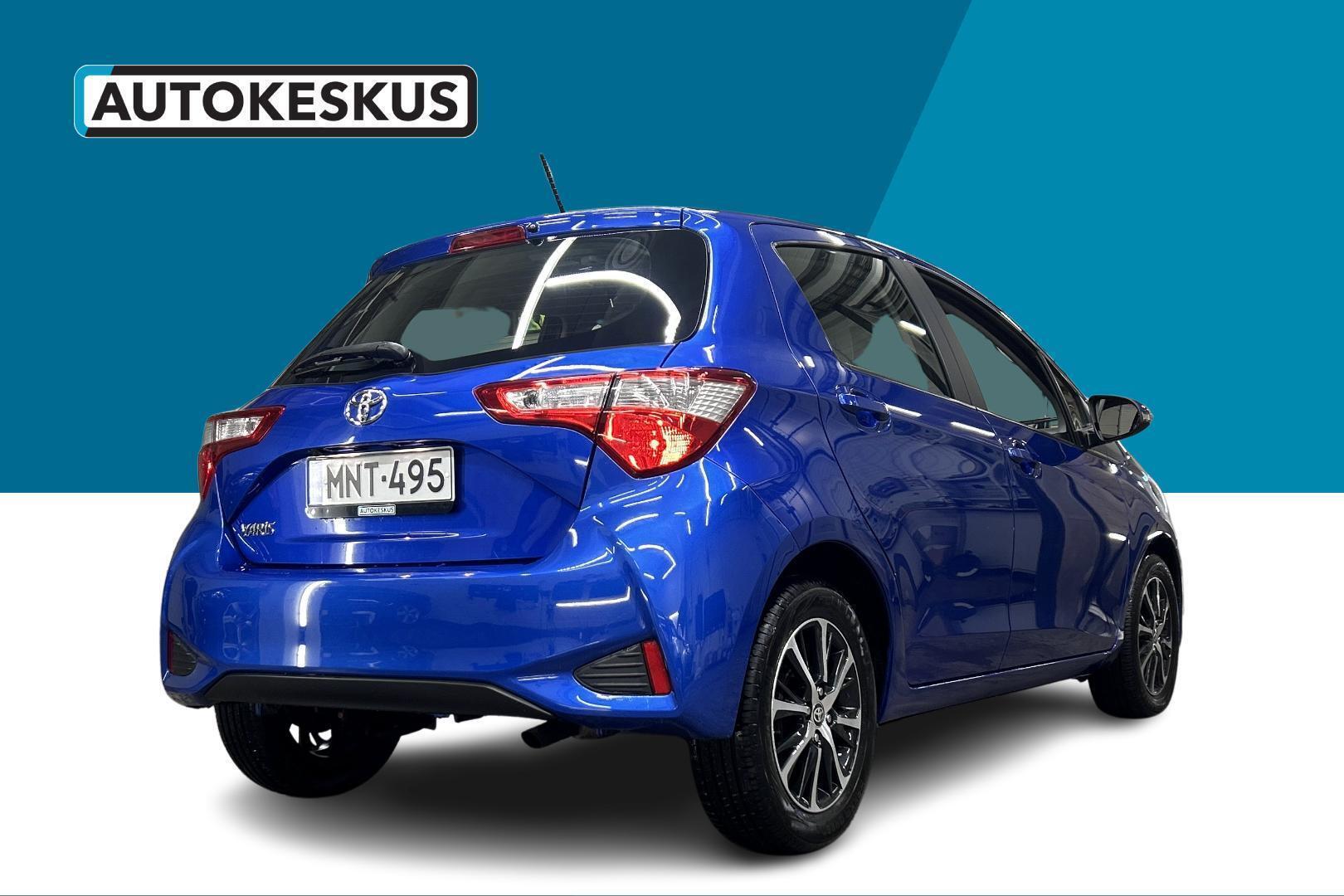TOYOTA Yaris 2018