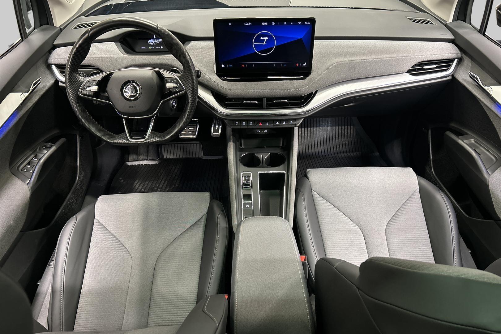 SKODA Enyaq 2024
