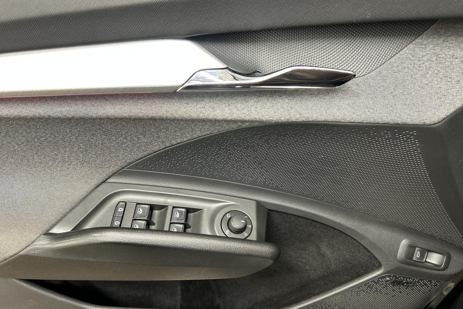 SKODA Enyaq 2024