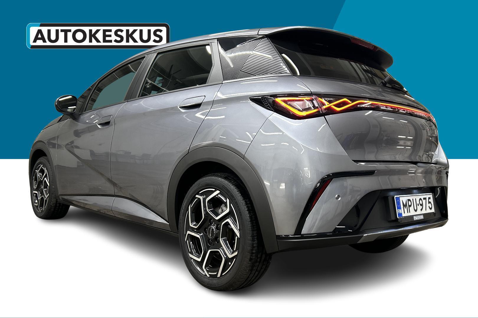 BYD Dolphin 2025