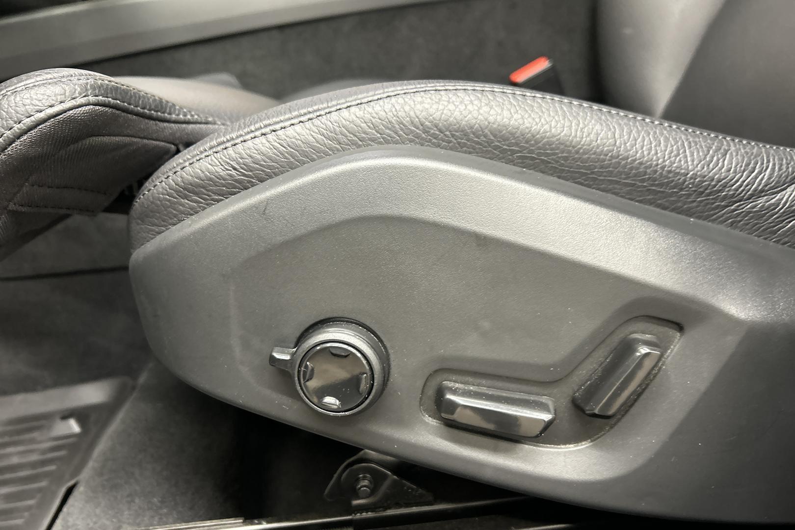 VOLVO XC60 2024