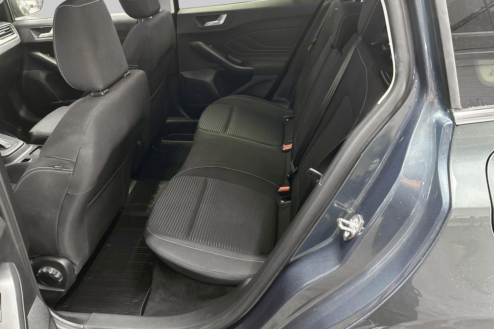 FORD Focus 10