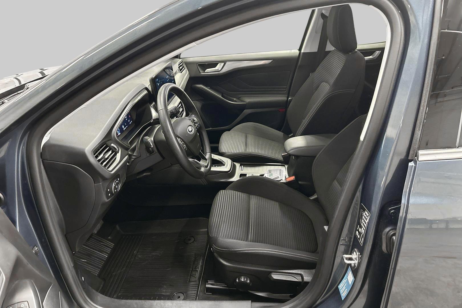 FORD Focus 9