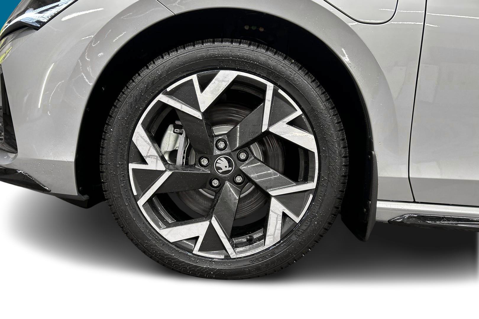 SKODA Superb 2026