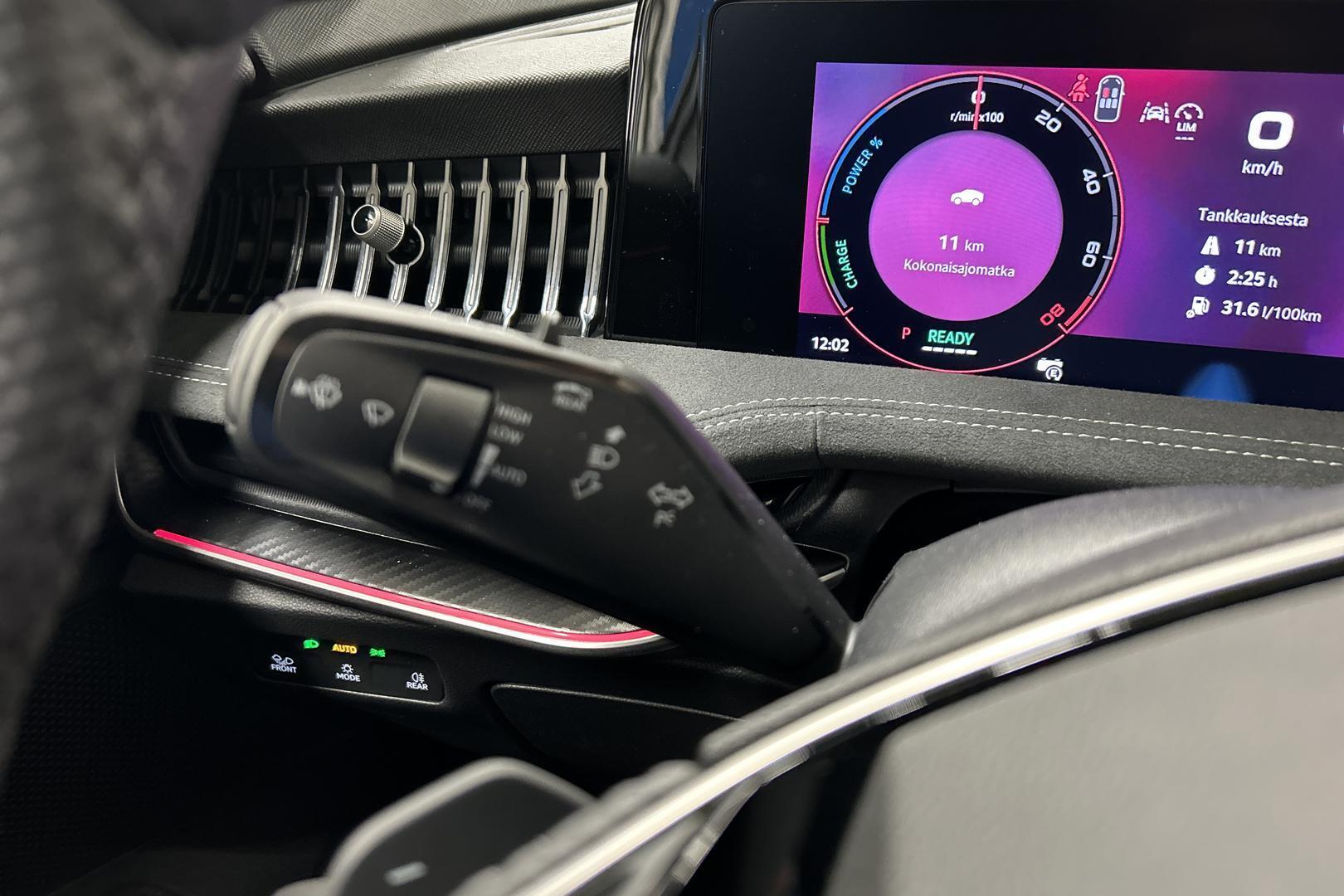 SKODA Superb 2026