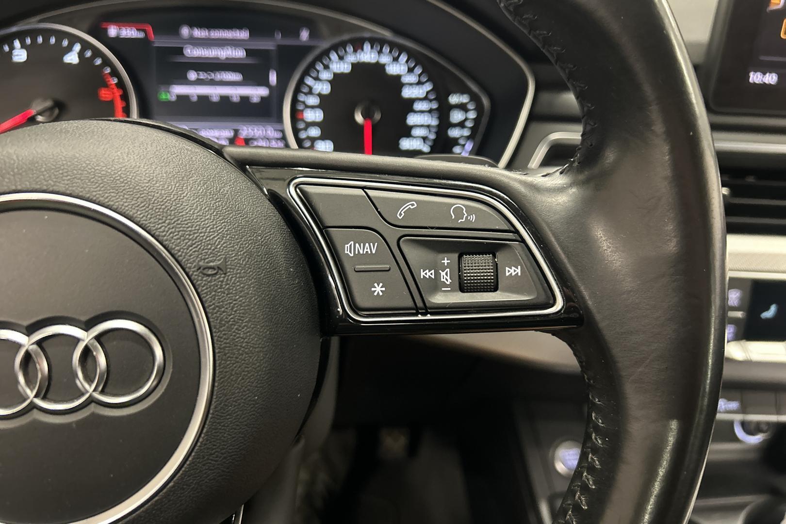 AUDI A4 2016