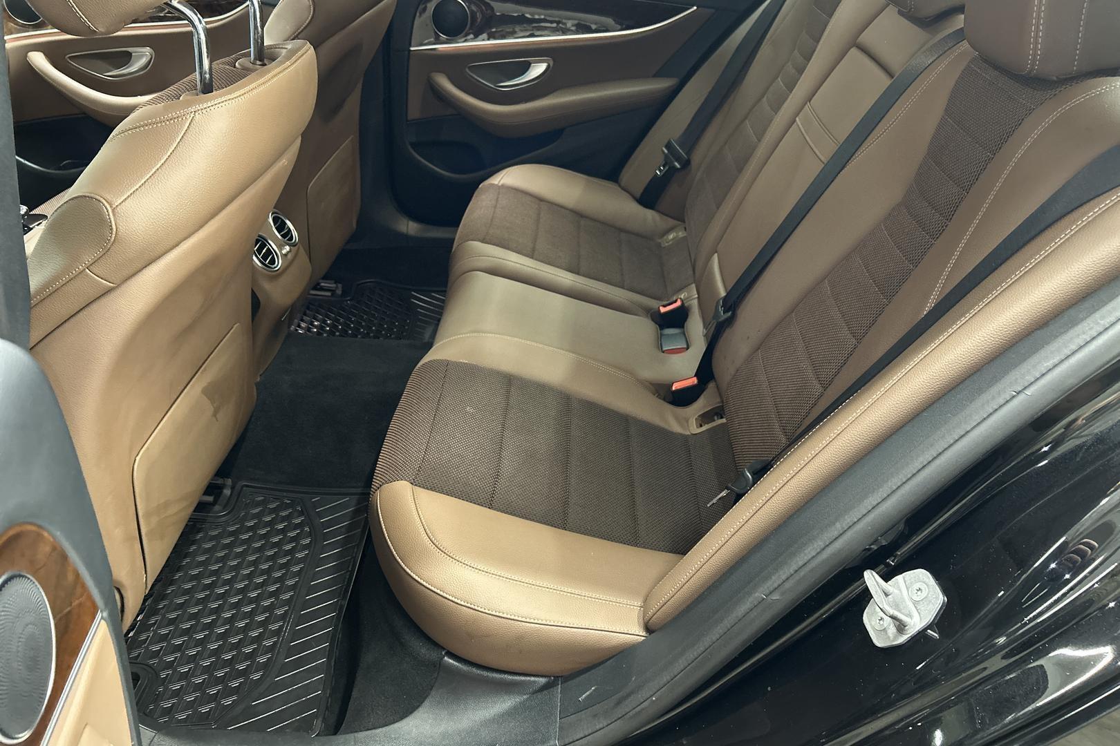 MERCEDES-BENZ E 10