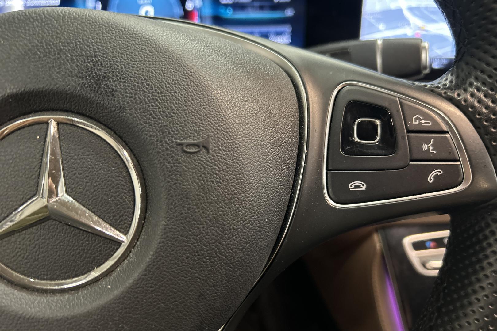 MERCEDES-BENZ E 17