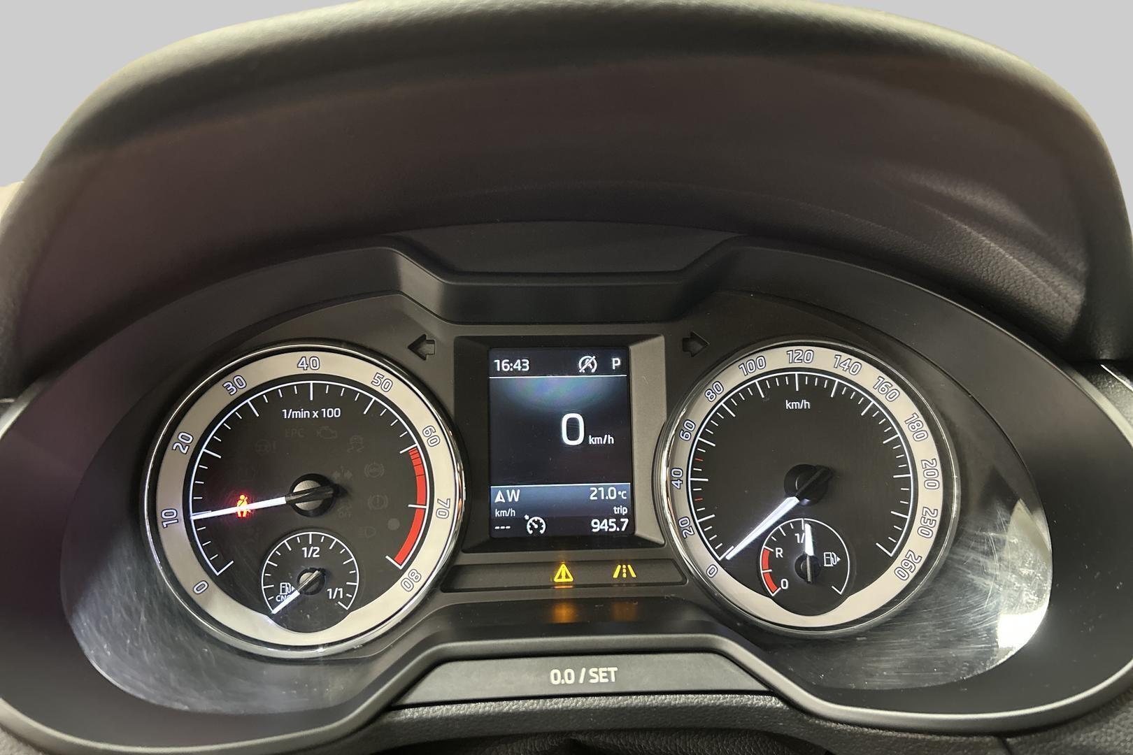 SKODA Octavia 14