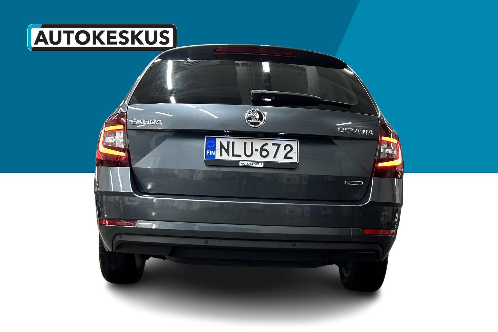 SKODA Octavia 6
