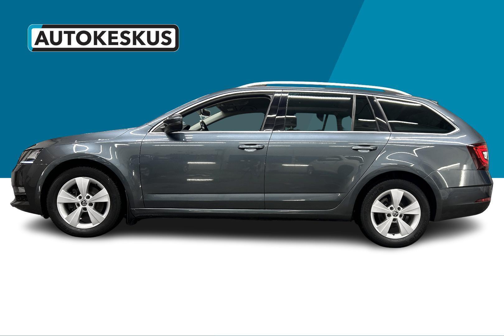 SKODA Octavia 8