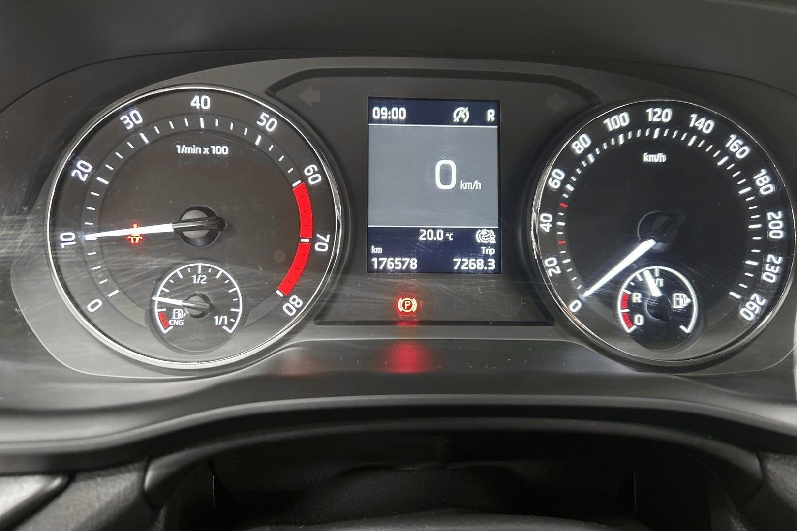 SKODA Octavia 15