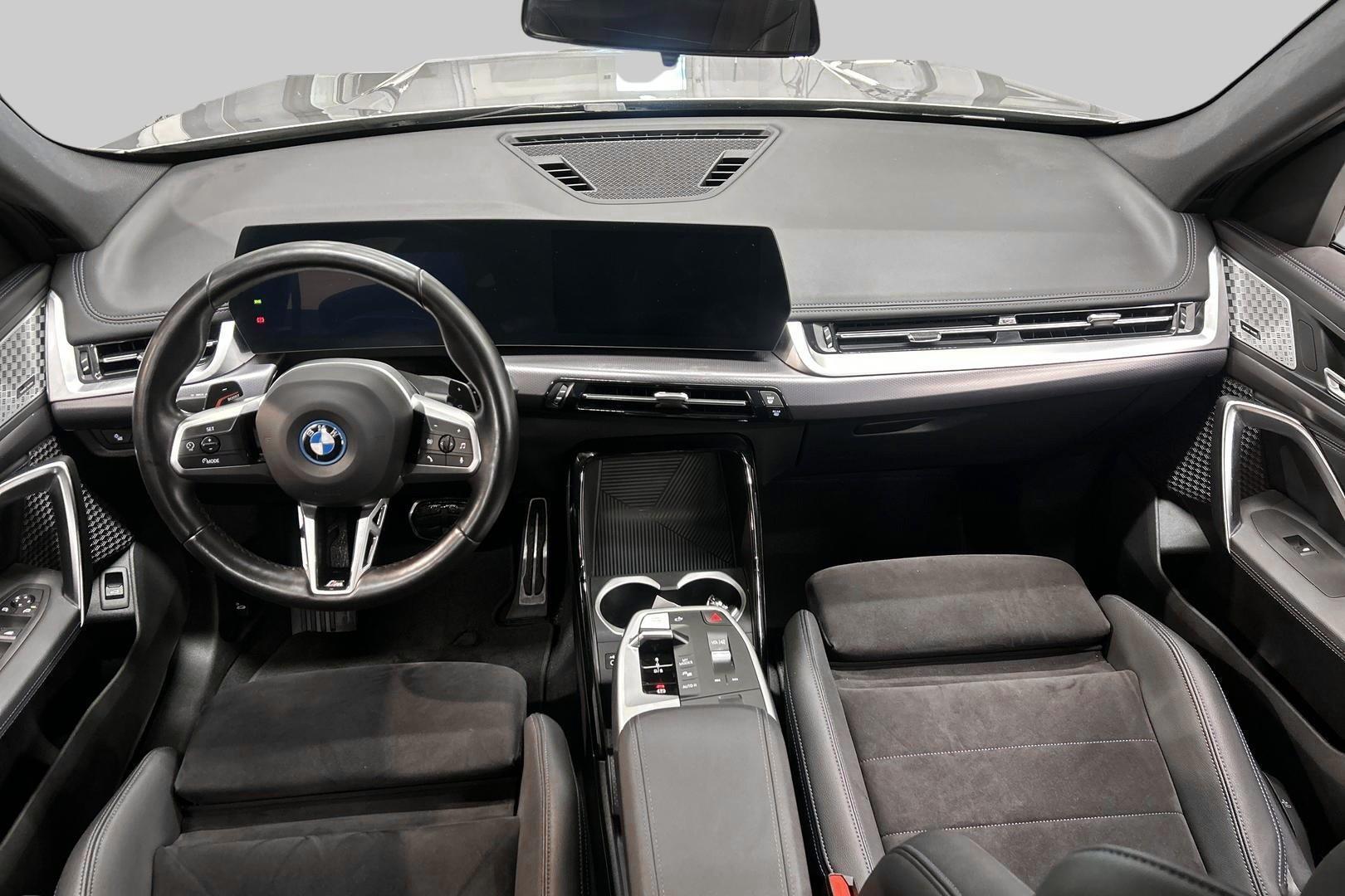 BMW X1 11