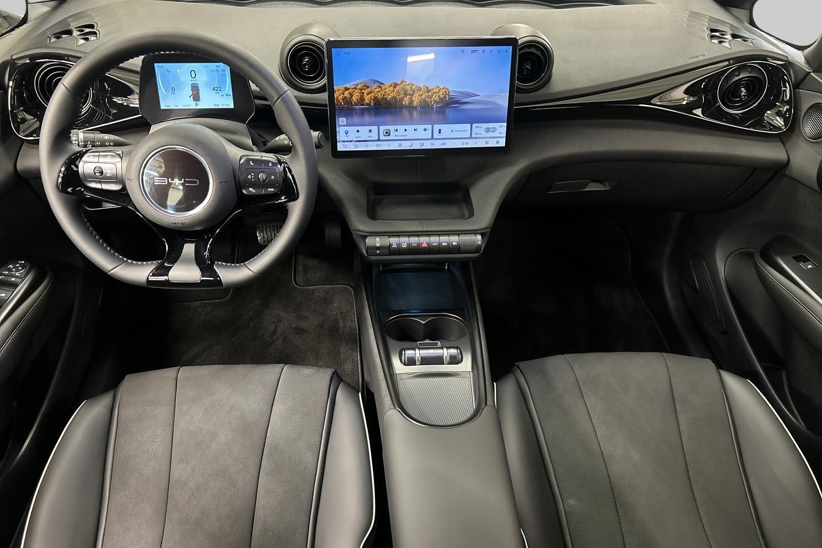 BYD Dolphin 2025