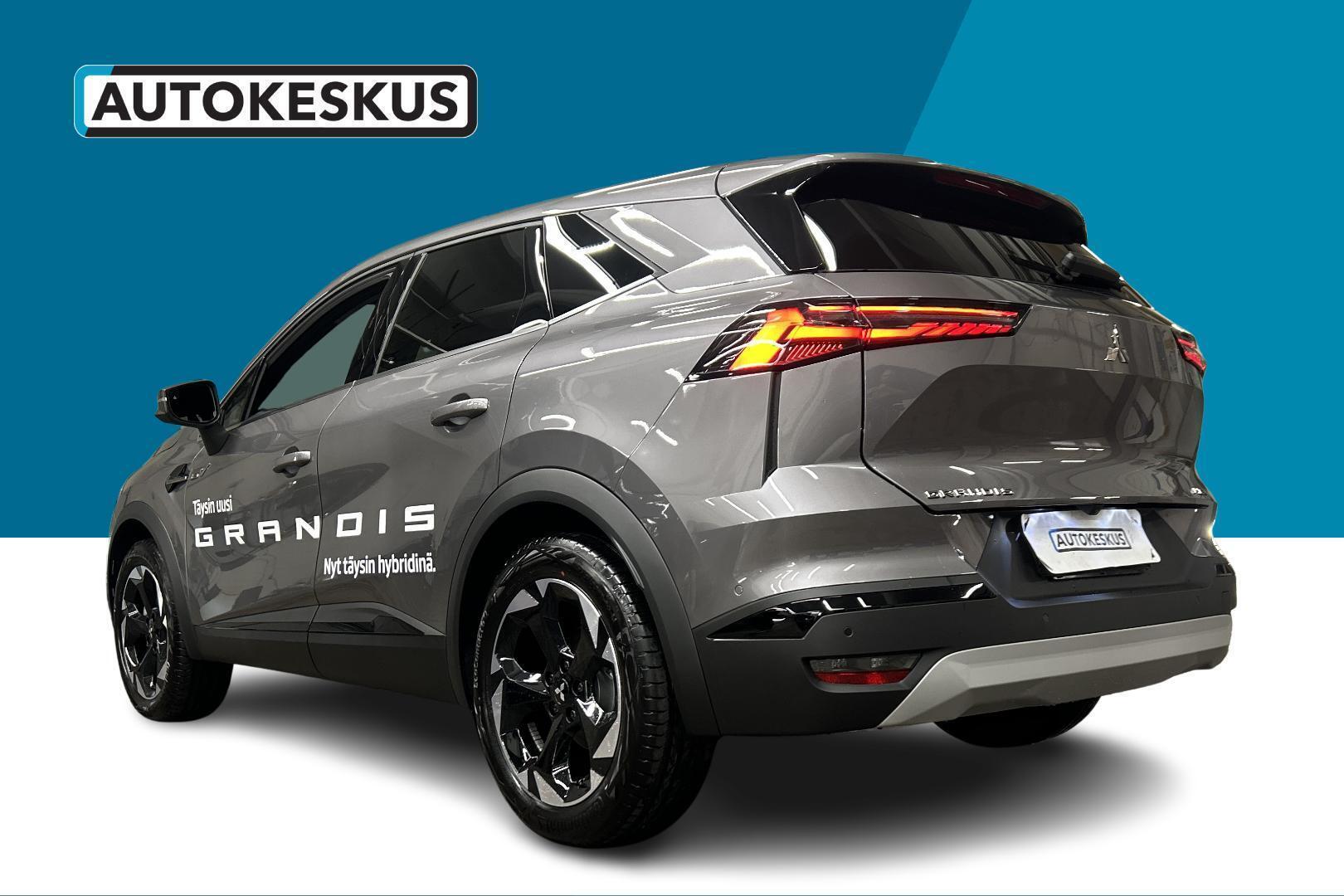MITSUBISHI Grandis 7