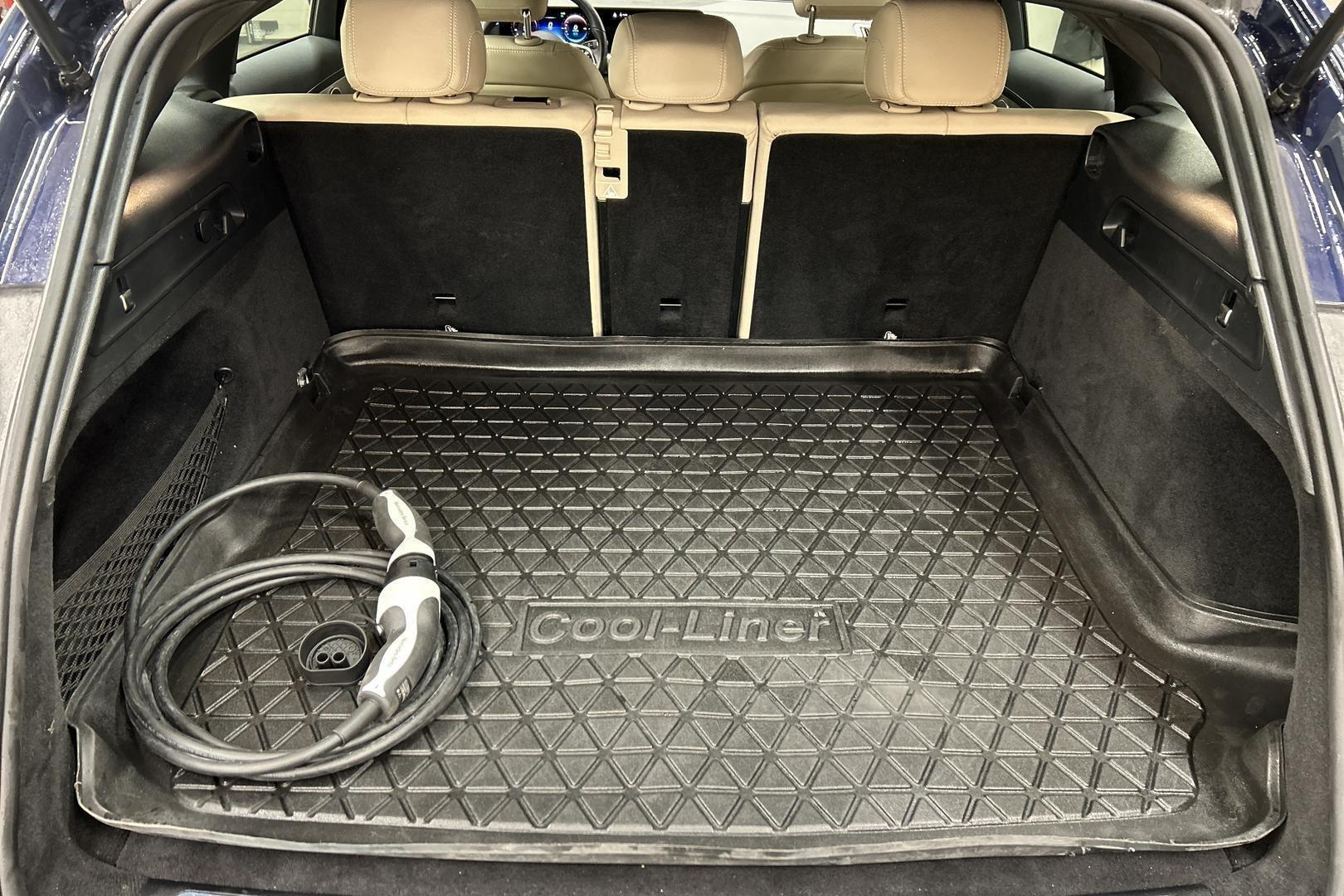 MERCEDES-BENZ EQC 2023