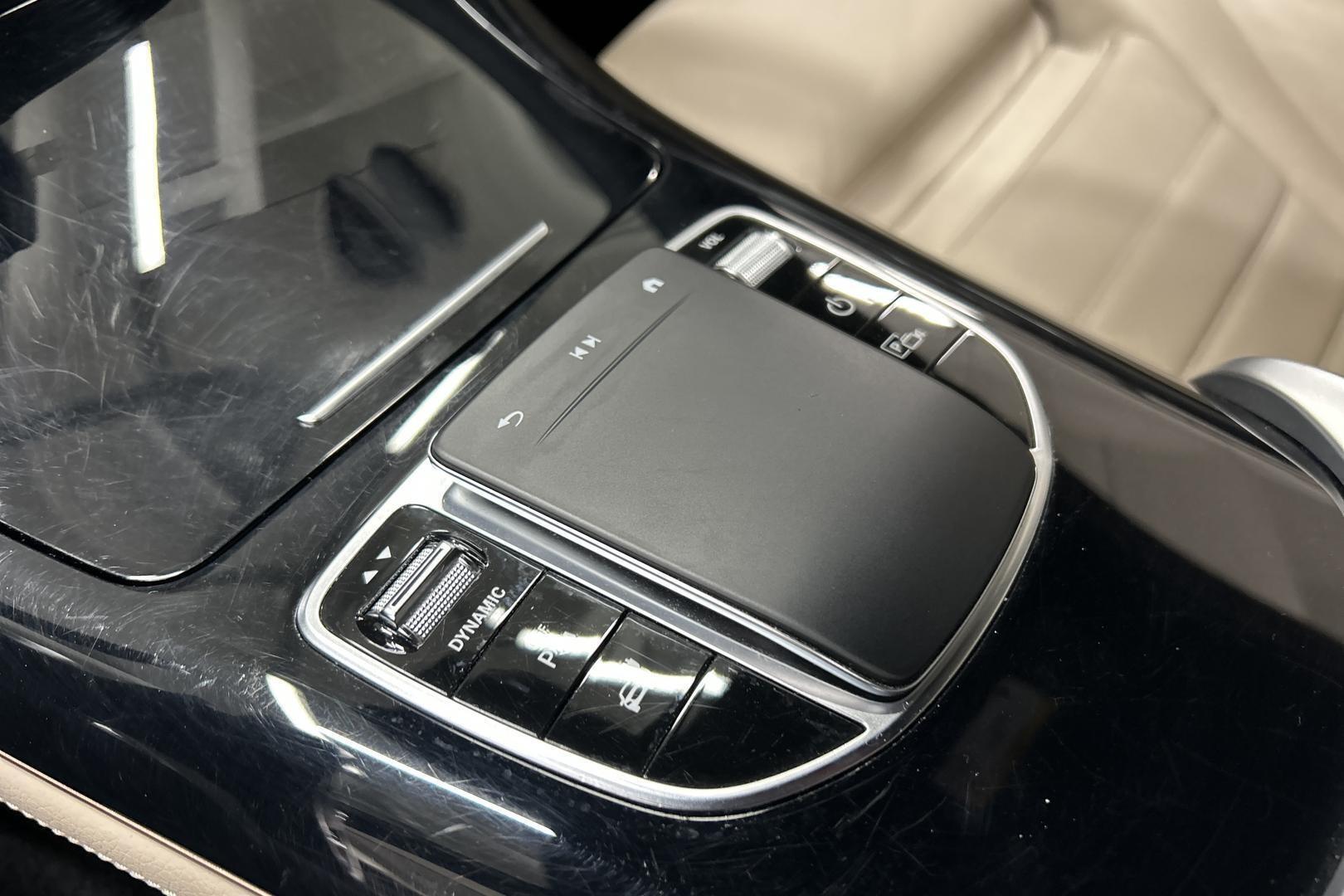 MERCEDES-BENZ EQC 2023