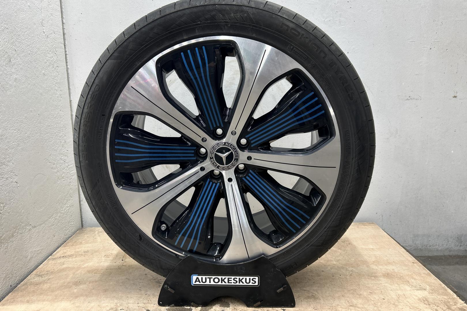 MERCEDES-BENZ EQC 2023