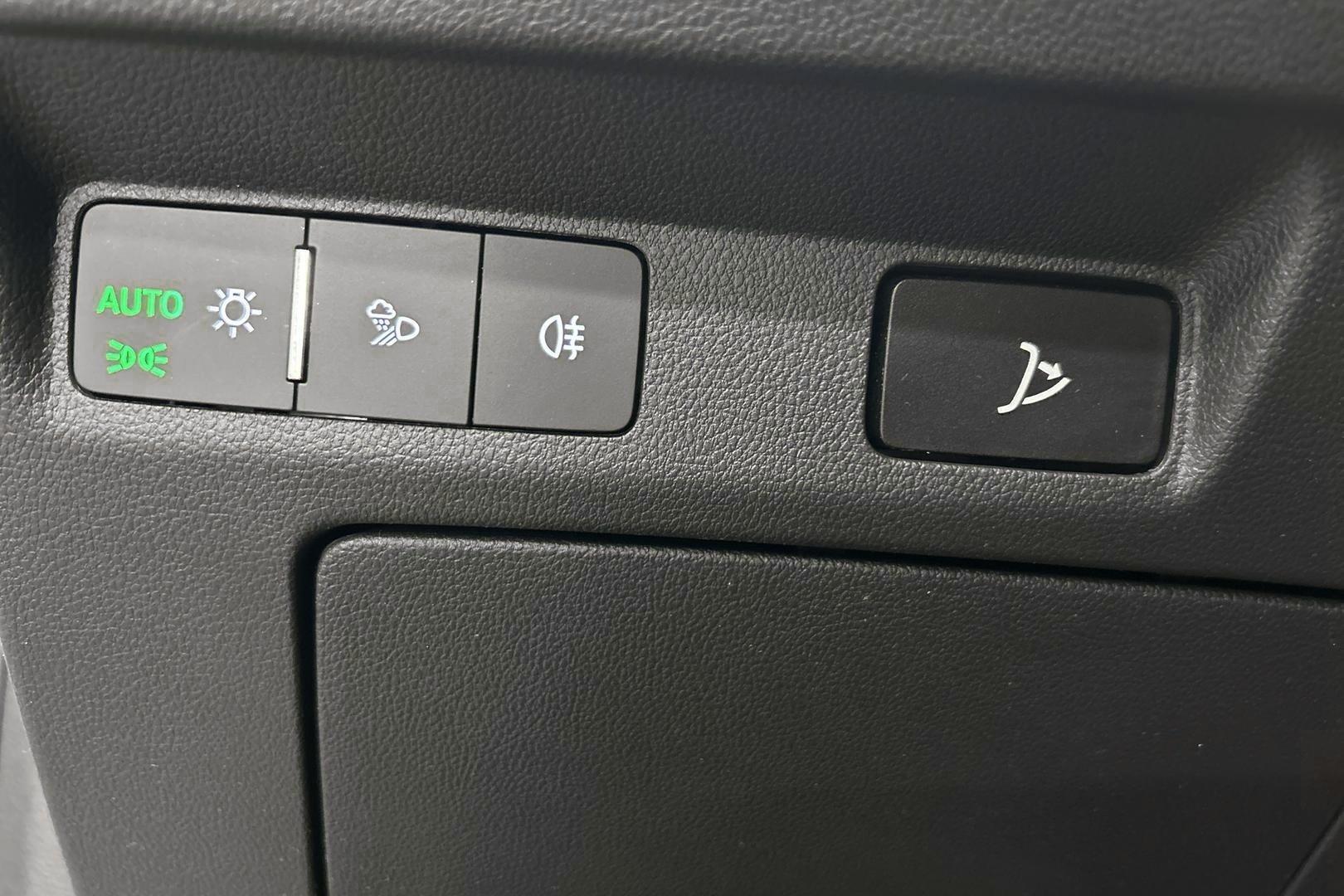SKODA Enyaq 2023