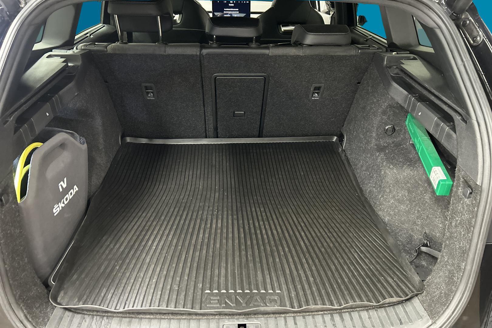 SKODA Enyaq 12