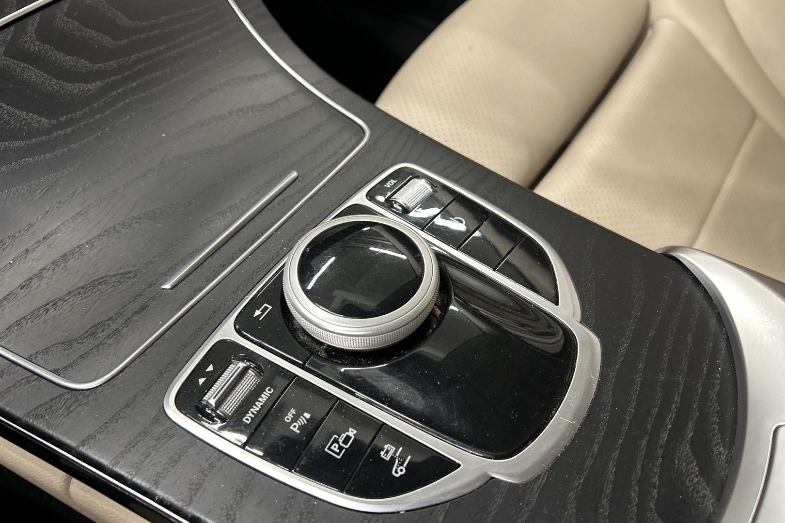 MERCEDES-BENZ C 17