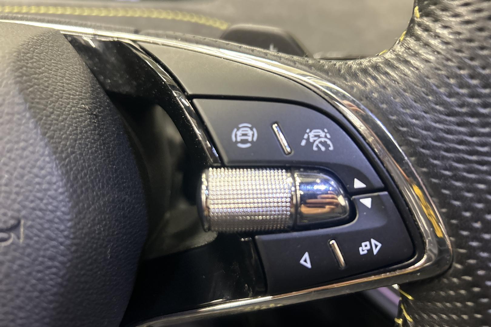 SKODA Enyaq 2023