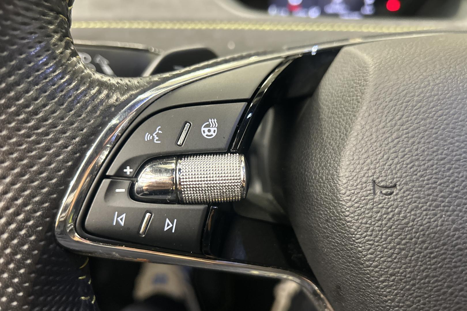 SKODA Enyaq 2023