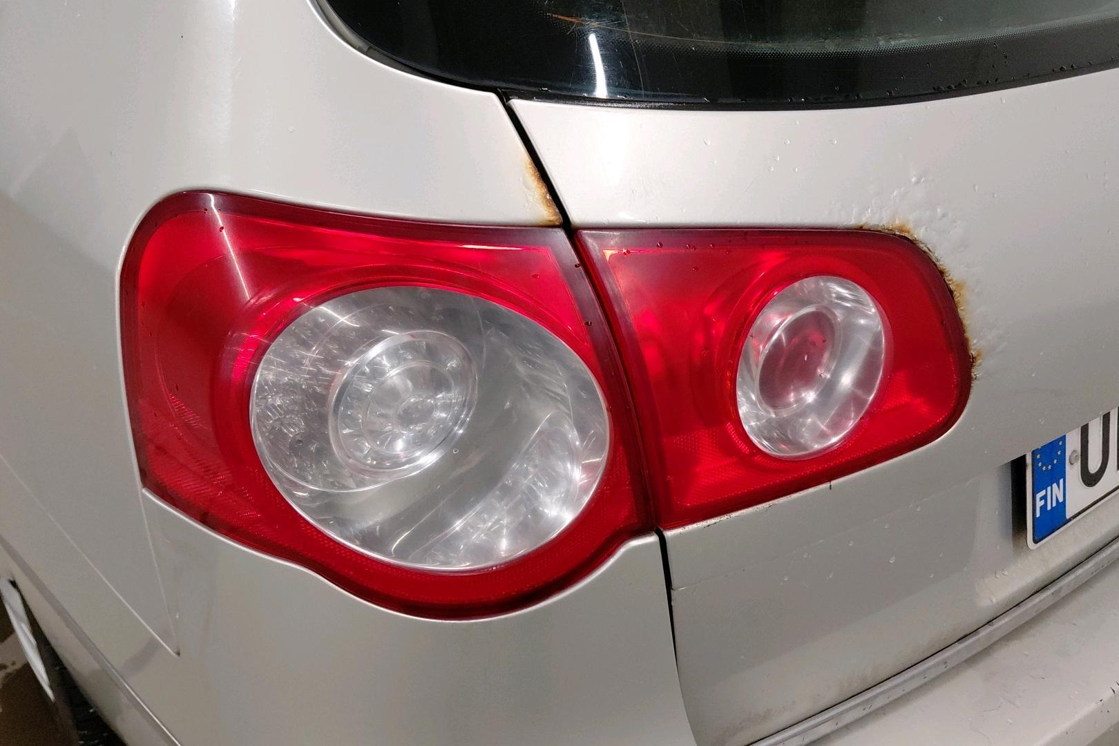 VOLKSWAGEN Passat 2010