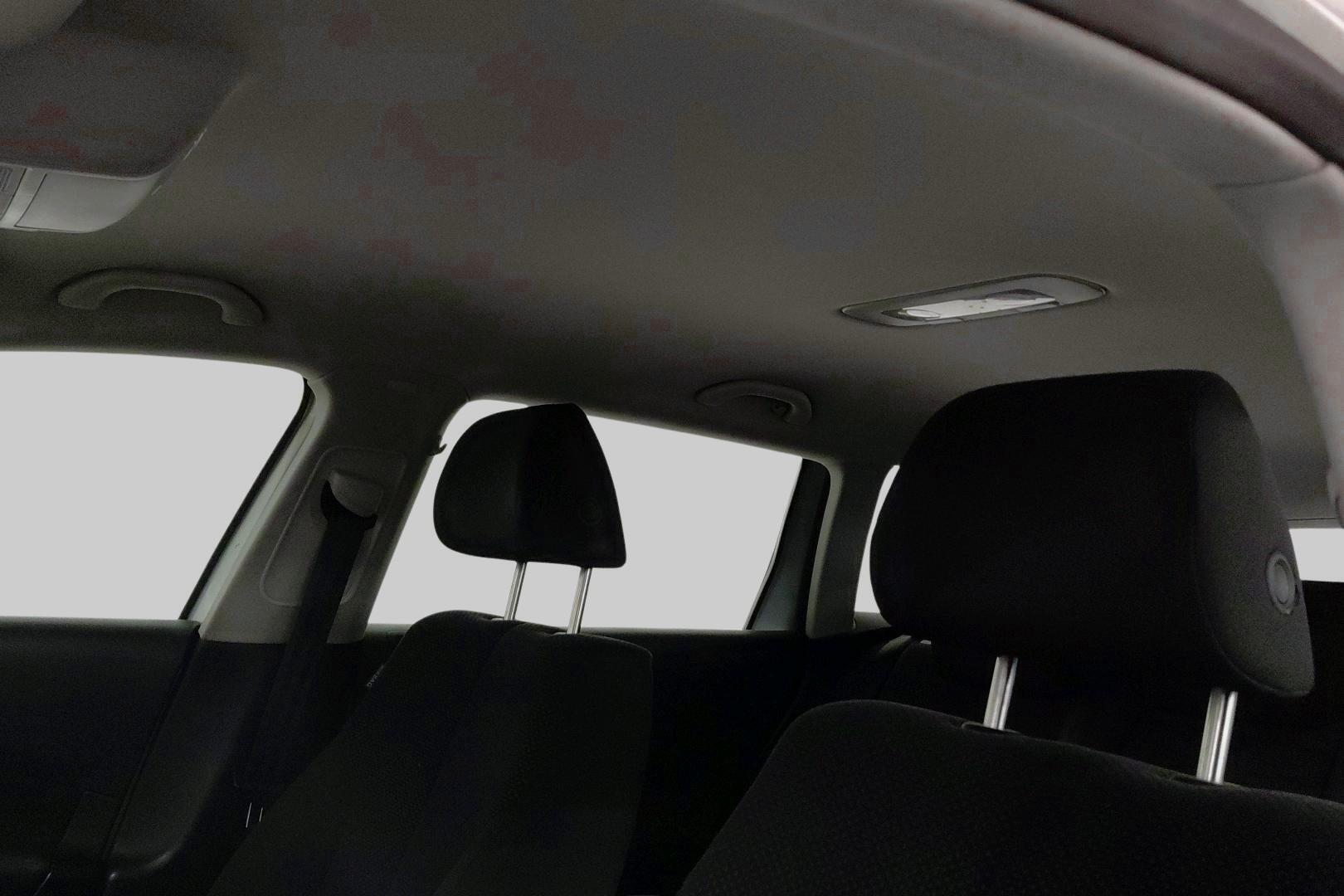 VOLKSWAGEN Passat 2010