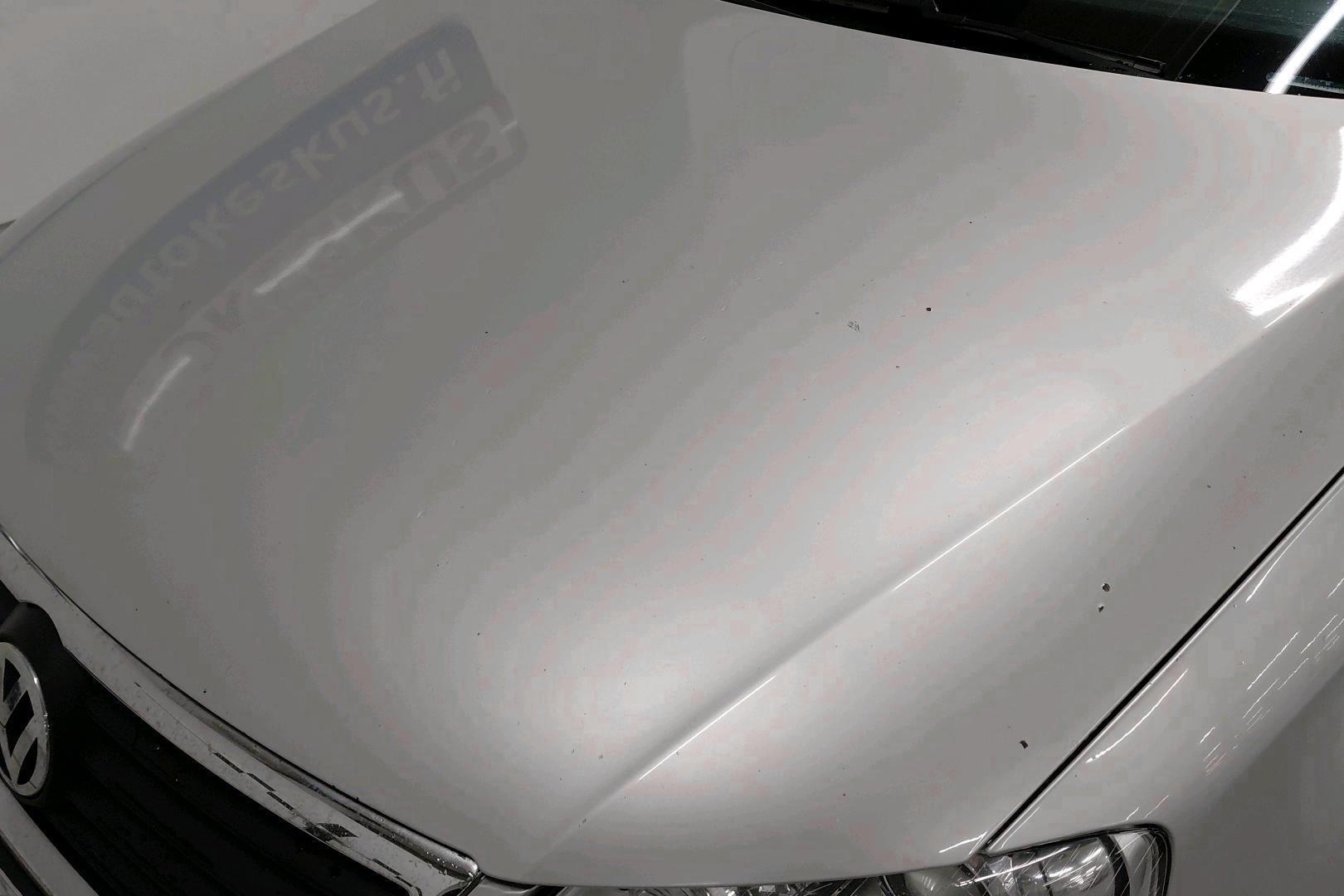 VOLKSWAGEN Passat 2010