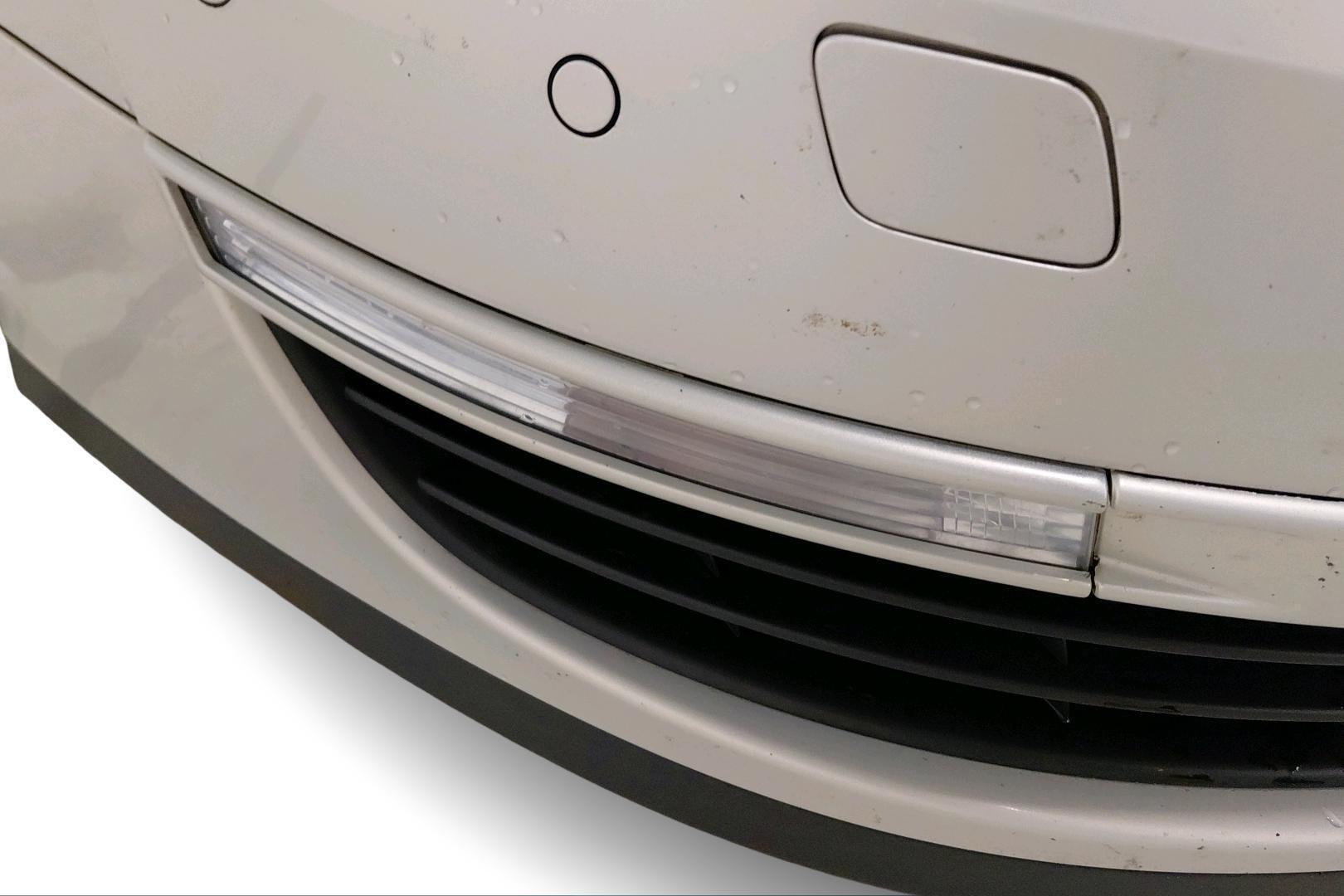 VOLKSWAGEN Passat 2010