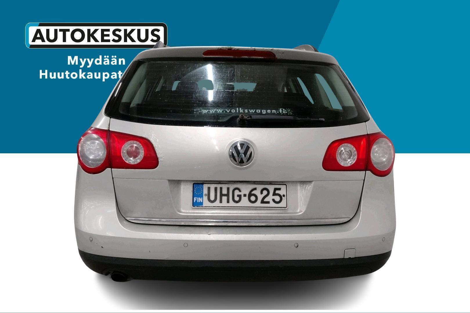 VOLKSWAGEN Passat 2010