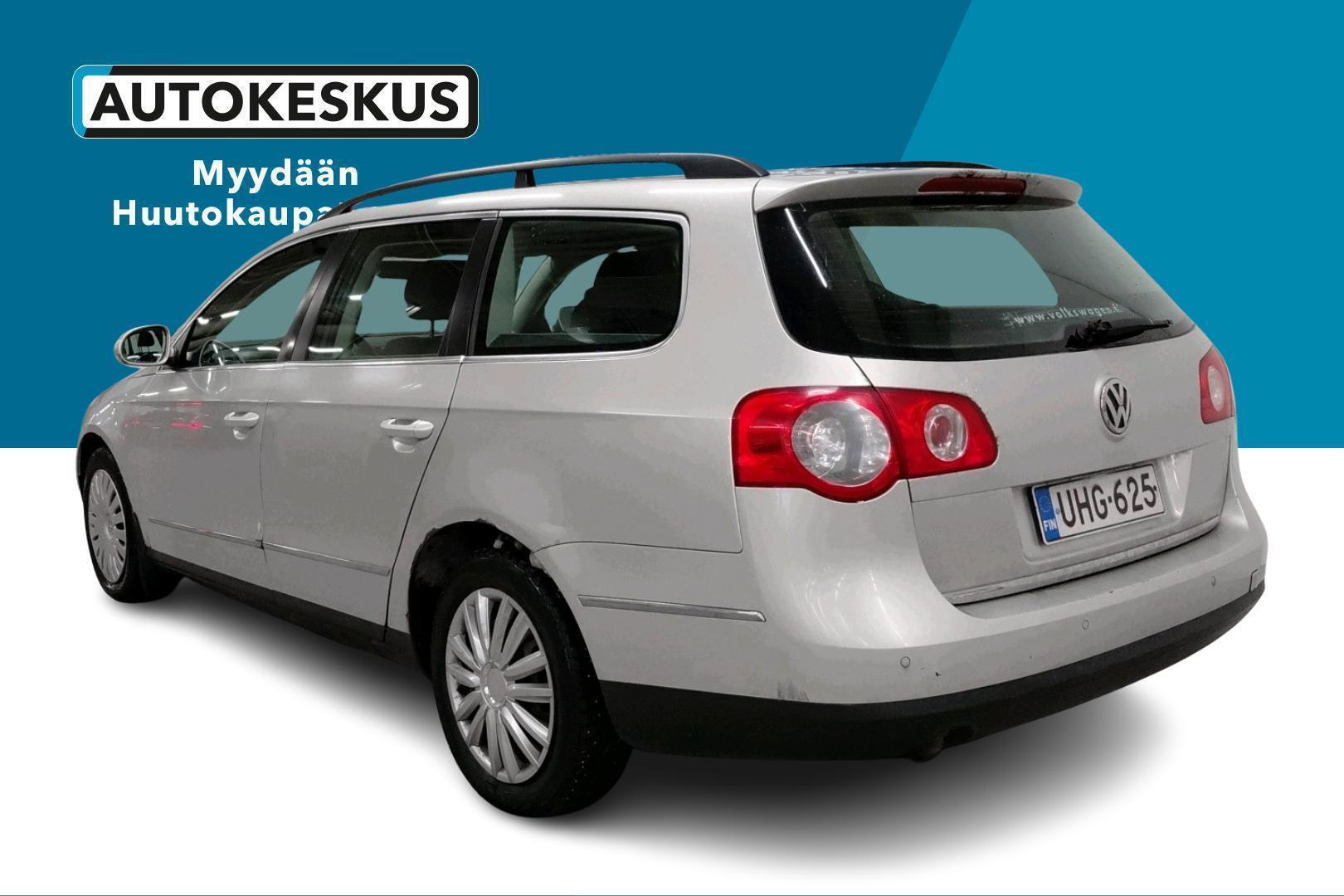 VOLKSWAGEN Passat 2010