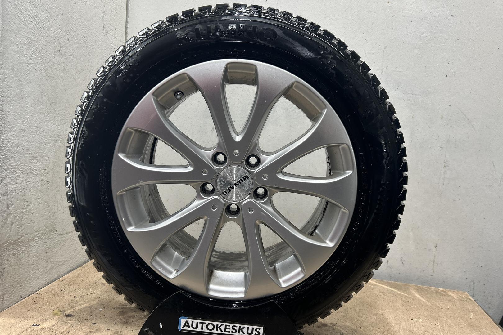 MERCEDES-BENZ E 2016