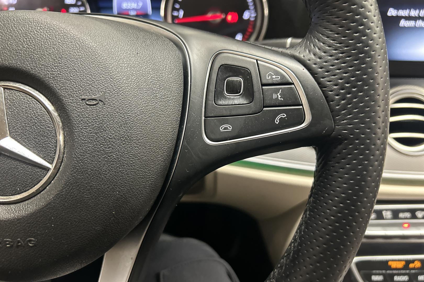 MERCEDES-BENZ E 2016