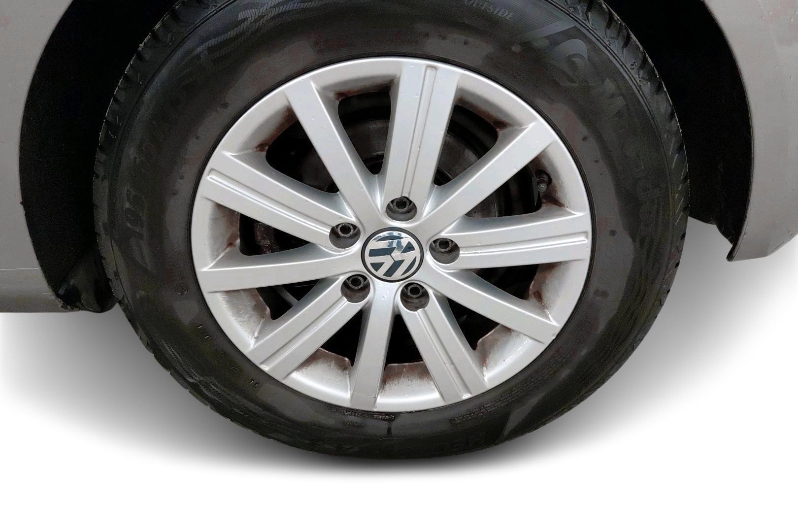 VOLKSWAGEN Golf Plus 2013