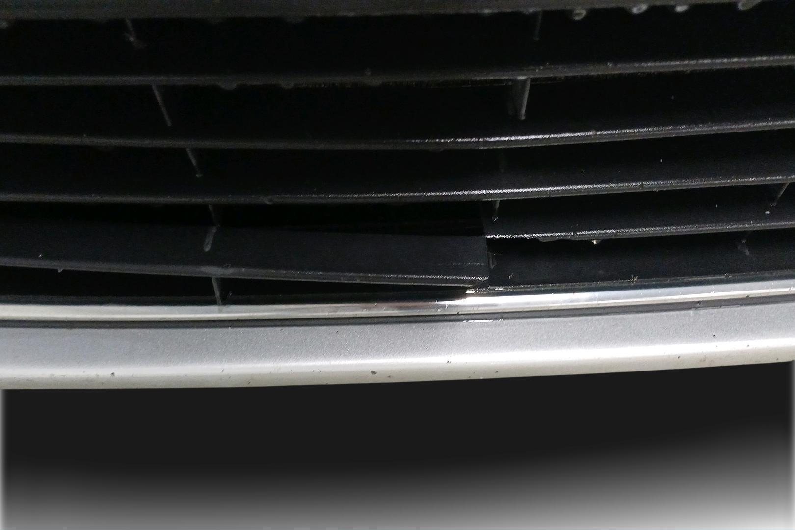 VOLKSWAGEN Touran 2013