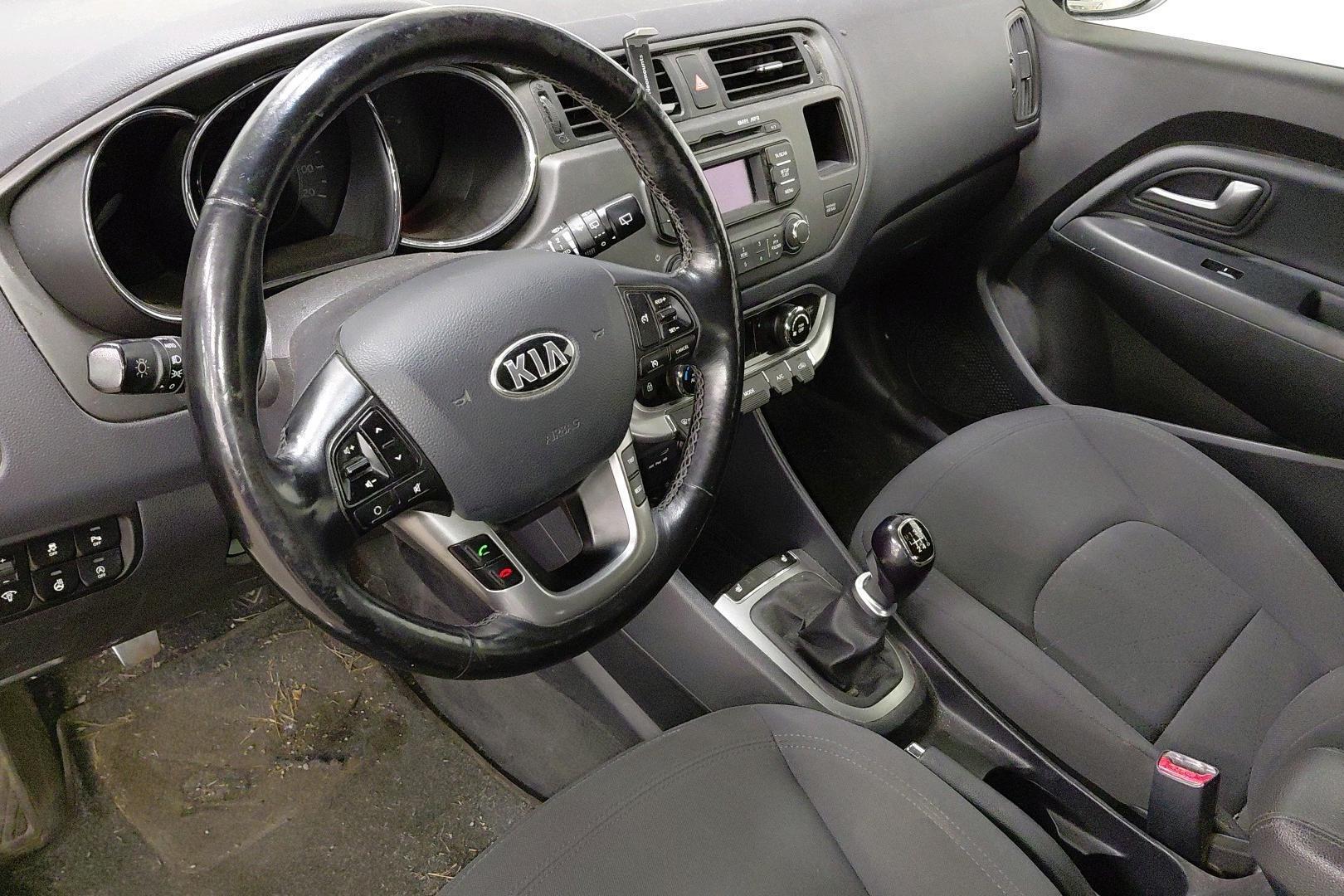 KIA Rio 2013