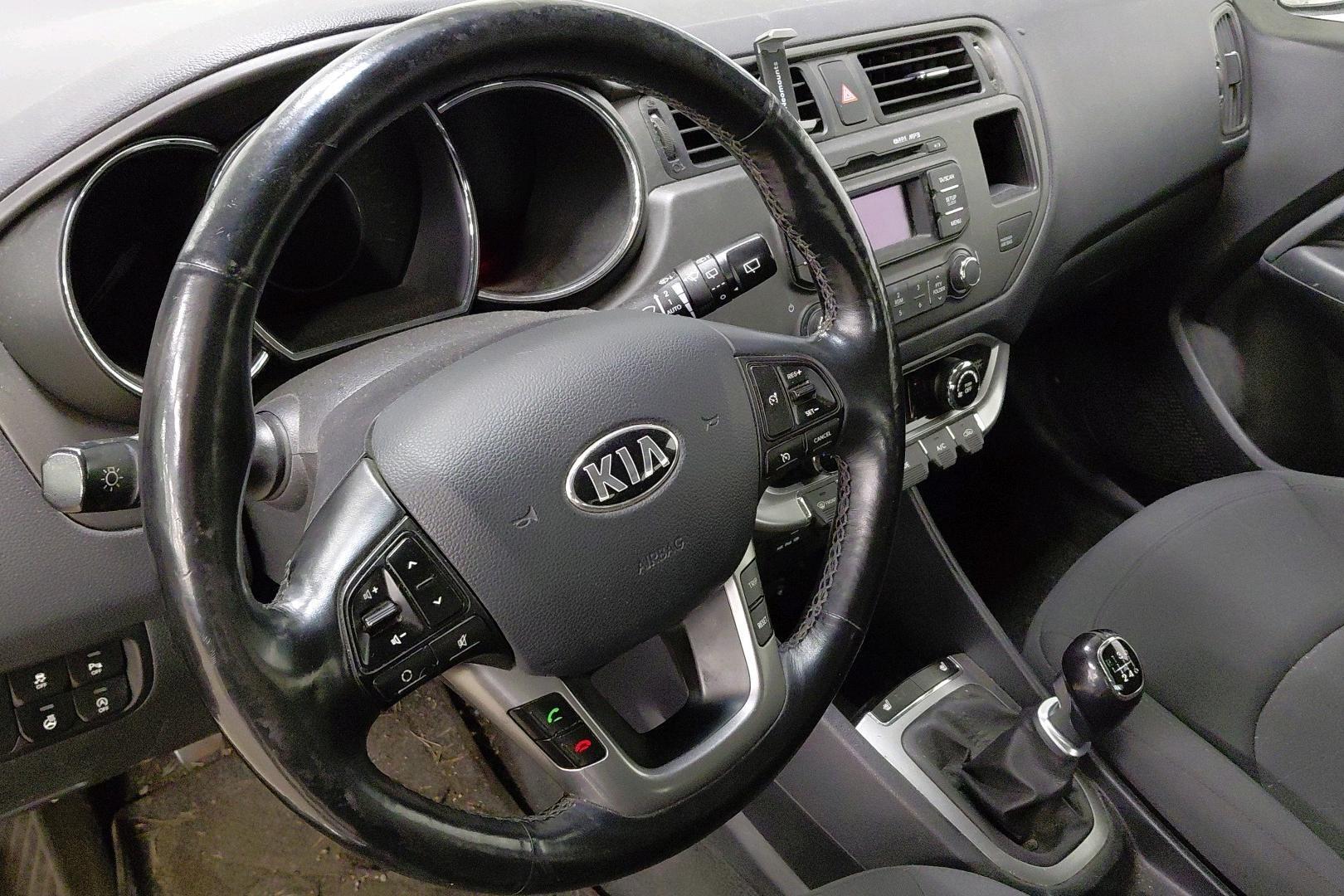 KIA Rio 2013