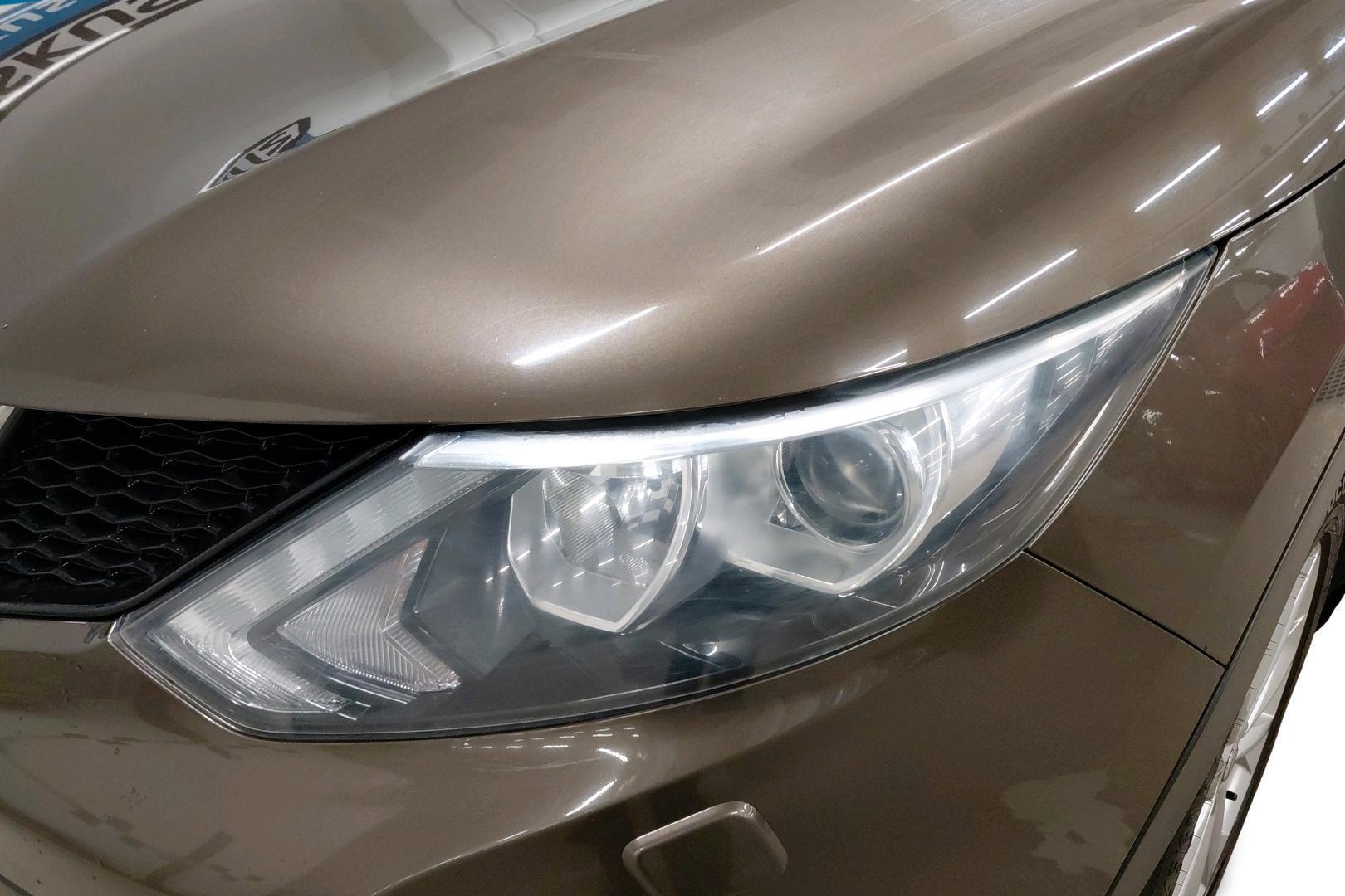 NISSAN Qashqai 2015